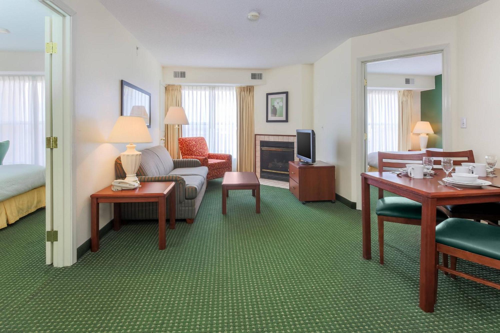 Residence Inn By Marriott Oklahoma City South Екстериор снимка