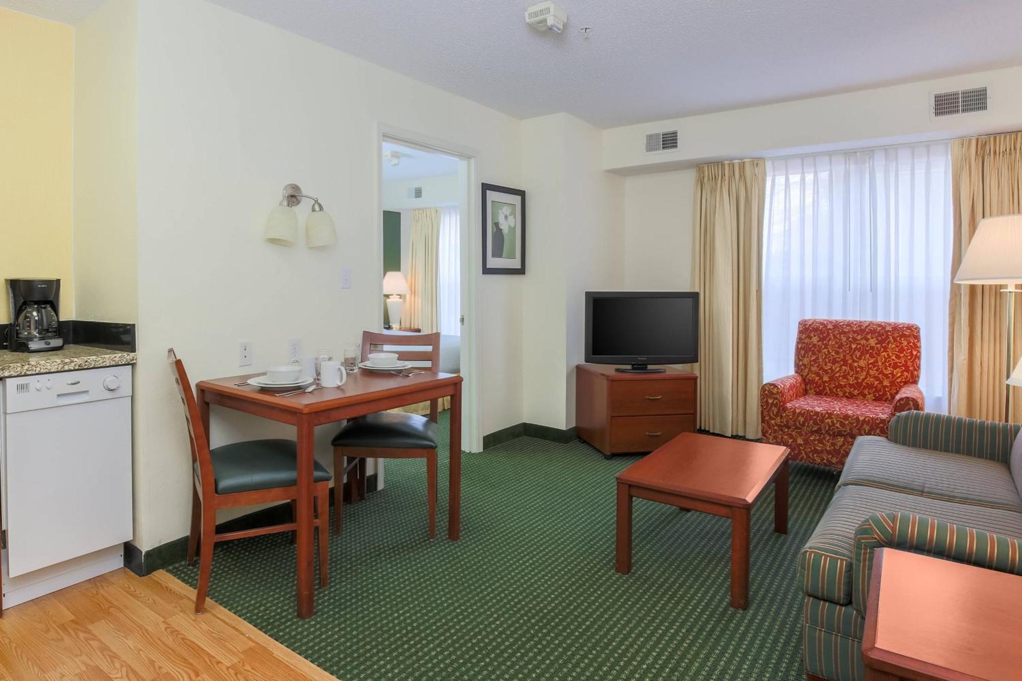 Residence Inn By Marriott Oklahoma City South Екстериор снимка